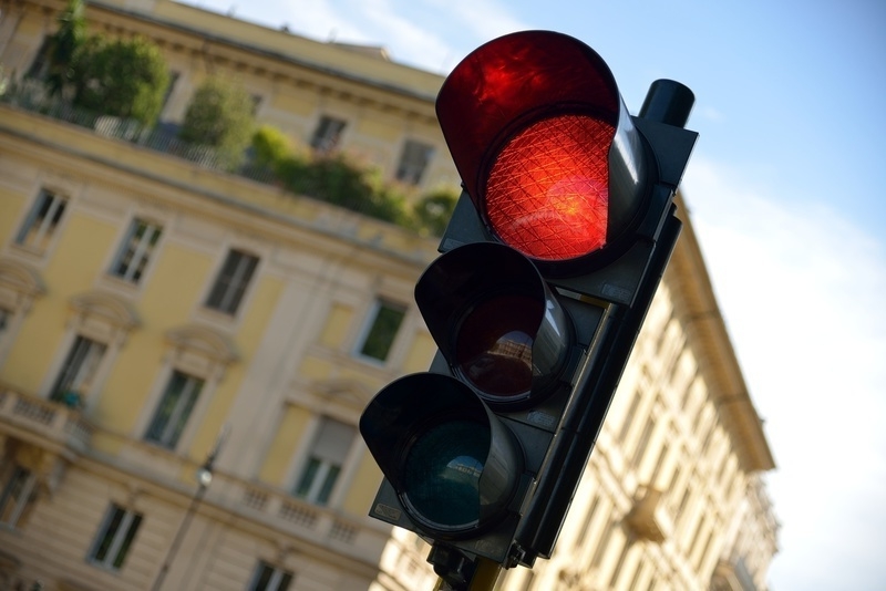 Проезд на красный свет: штраф за светофор в 2019 году