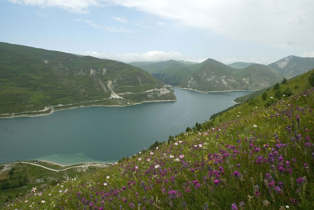 Голубое озеро казеной-ам чеченской республики