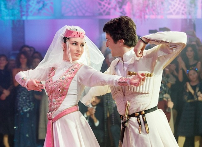 Кавказские свадьбы: традиции и обычаи, красивые танцы на свадьбах