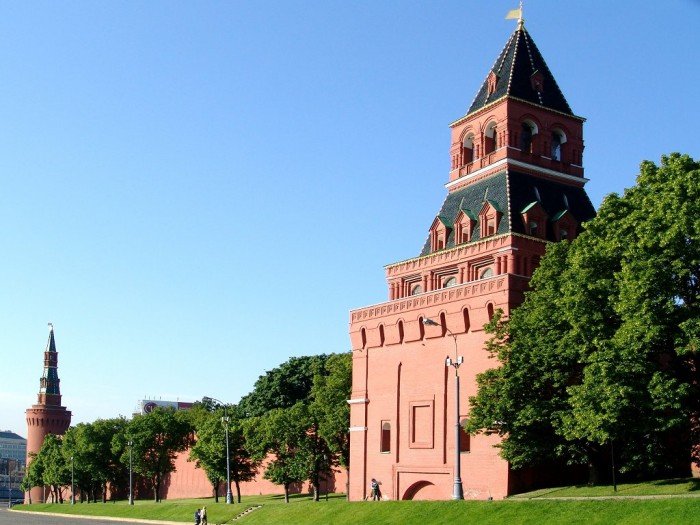 Кремль в москве — древнейшая крепость в мире