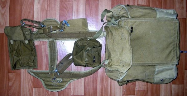 Рюкзак десантника и другое снаряжение и обмундирование