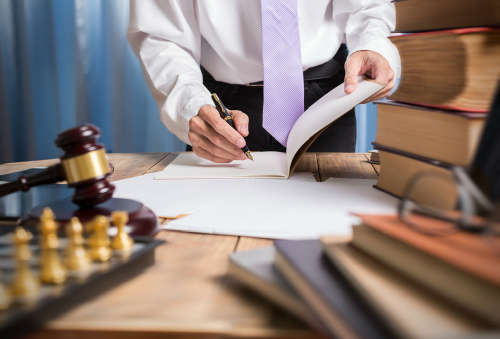 Алгоритм проверки трудового договора юристом — юридические советы