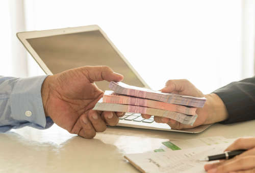 Как ип снять деньги с расчетного счета без потерь? — юридические советы