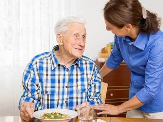 Как оформить опекунство над пожилым человеком?