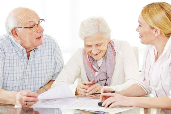 Кому положен досрочный выход на пенсию? — юридические советы