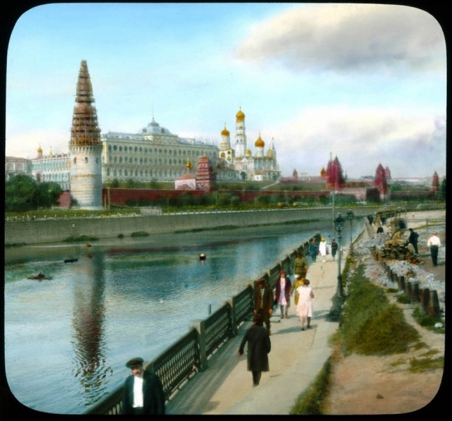 Уникальные цветные фотографии москвы 30-ых годов
